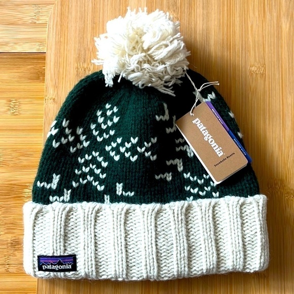Brand New Patagonia Women's Snowbelle Beanie Wool Pom Hat Evergreen Flakes - Picture 6 of 14